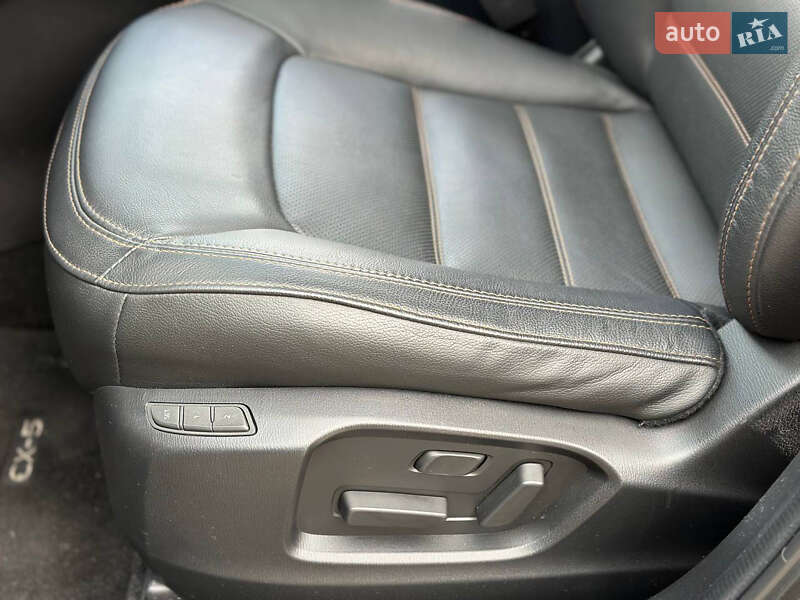 Позашляховик / Кросовер Mazda CX-5 2022 в Дніпрі