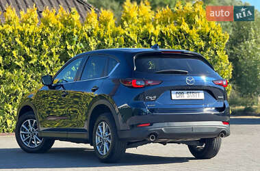 Позашляховик / Кросовер Mazda CX-5 2022 в 