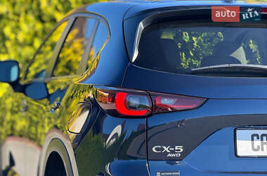 Позашляховик / Кросовер Mazda CX-5 2022 в 