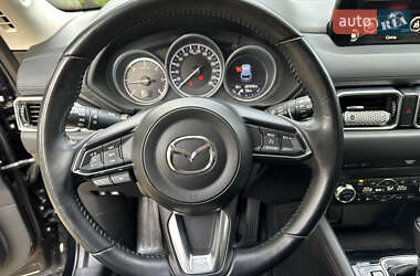 Позашляховик / Кросовер Mazda CX-5 2018 в  фото 38 Позашляховик / Кросовер Mazda CX-5 2018 в