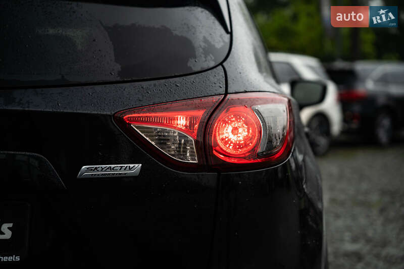 Позашляховик / Кросовер Mazda CX-5 2014 в Чернівцях