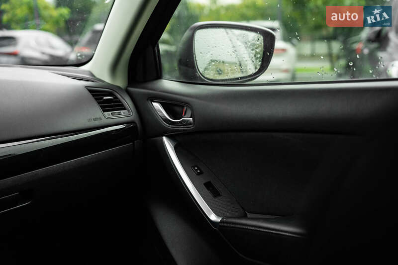 Позашляховик / Кросовер Mazda CX-5 2014 в Чернівцях
