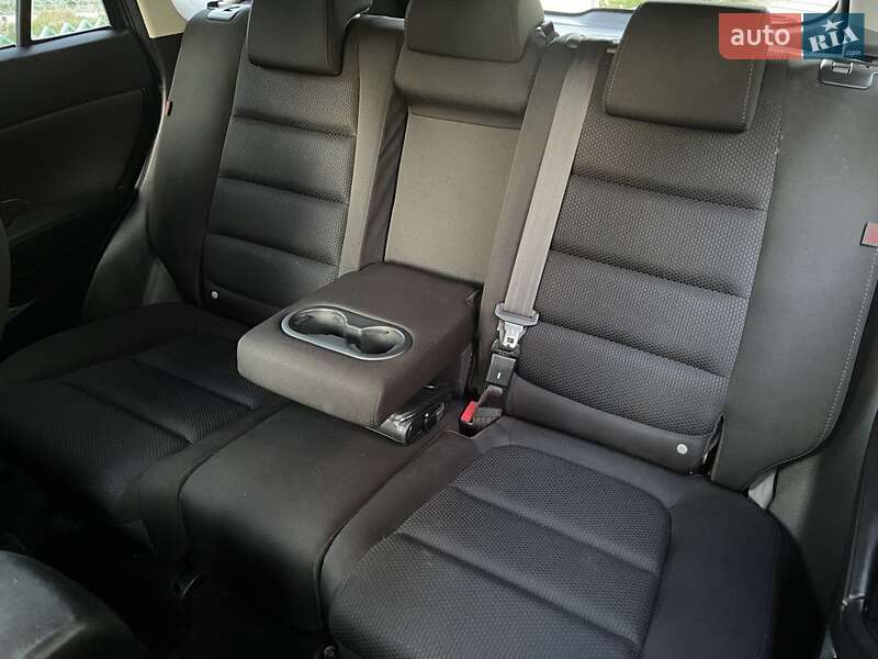 Позашляховик / Кросовер Mazda CX-5 2015 в Новоархангельську