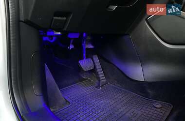 Позашляховик / Кросовер Mazda CX-5 2015 в  фото 30 Позашляховик / Кросовер Mazda CX-5 2015 в