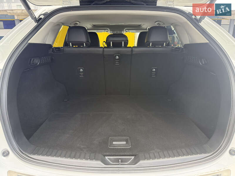 Внедорожник / Кроссовер Mazda CX-5 2022 в Ровно