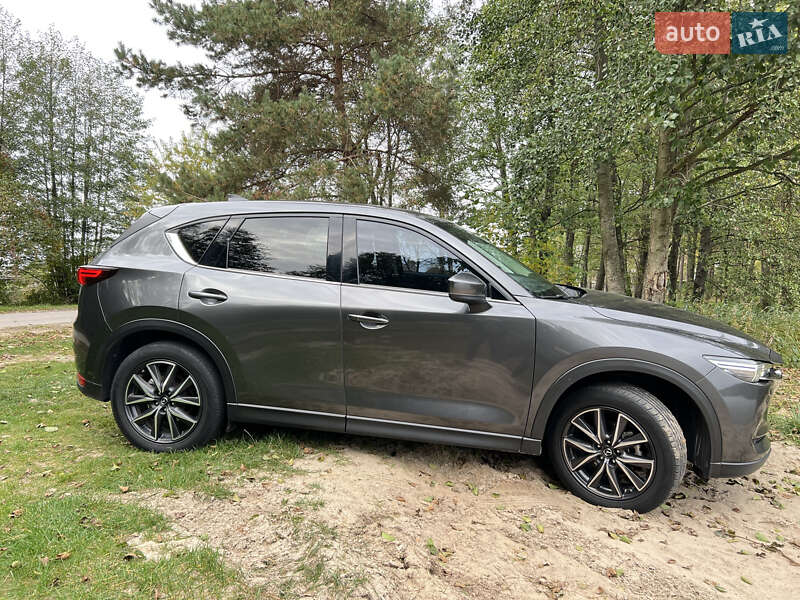 Позашляховик / Кросовер Mazda CX-5 2017 в Нетішині