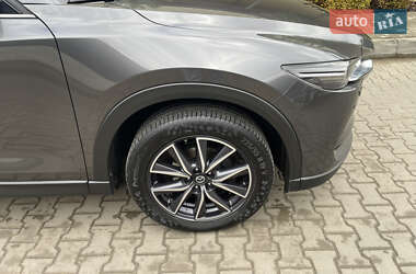 Позашляховик / Кросовер Mazda CX-5 2018 в 