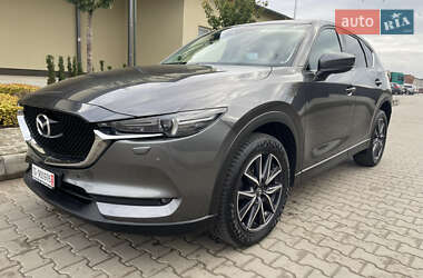 Позашляховик / Кросовер Mazda CX-5 2018 в 
