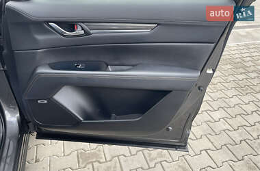 Позашляховик / Кросовер Mazda CX-5 2018 в 