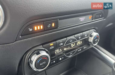 Позашляховик / Кросовер Mazda CX-5 2018 в 