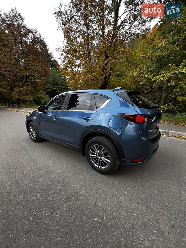 Внедорожник / Кроссовер Mazda CX-5 2017 в Киеве