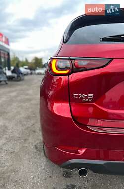 Внедорожник / Кроссовер Mazda CX-5 2023 в 