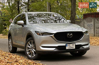 Позашляховик / Кросовер Mazda CX-5 2021 в 
