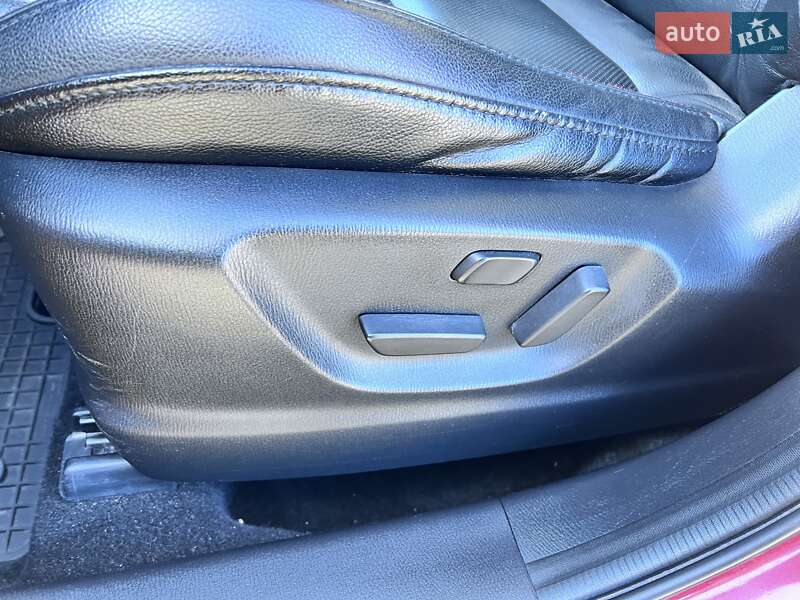 Позашляховик / Кросовер Mazda CX-5 2013 в Нововолинську