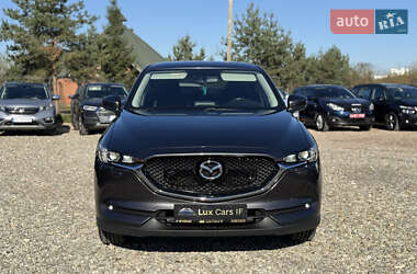 Позашляховик / Кросовер Mazda CX-5 2018 в 