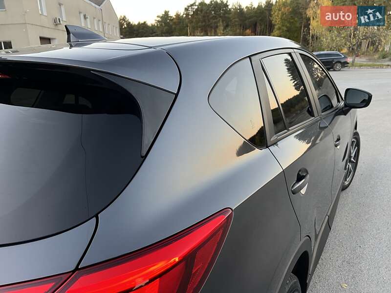 Позашляховик / Кросовер Mazda CX-5 2016 в Радивиліві