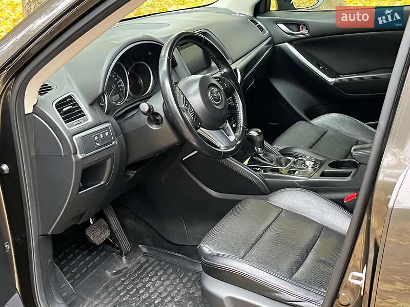 Позашляховик / Кросовер Mazda CX-5 2016 в Києві