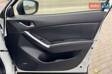 Внедорожник / Кроссовер Mazda CX-5 2015 в 