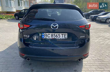 Позашляховик / Кросовер Mazda CX-5 2018 в  фото 9 Позашляховик / Кросовер Mazda CX-5 2018 в