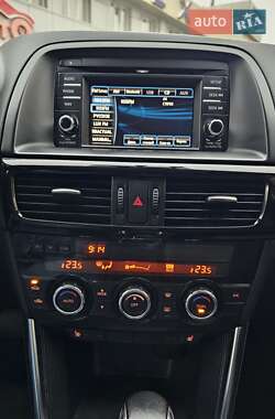 Позашляховик / Кросовер Mazda CX-5 2014 в  фото 18 Позашляховик / Кросовер Mazda CX-5 2014 в