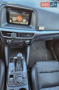 Позашляховик / Кросовер Mazda CX-5 2016 в  фото 13 Позашляховик / Кросовер Mazda CX-5 2016 в