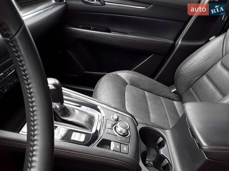 Позашляховик / Кросовер Mazda CX-5 2017 в Дніпрі фото 8 Позашляховик / Кросовер Mazda CX-5 2017 в Дніпрі