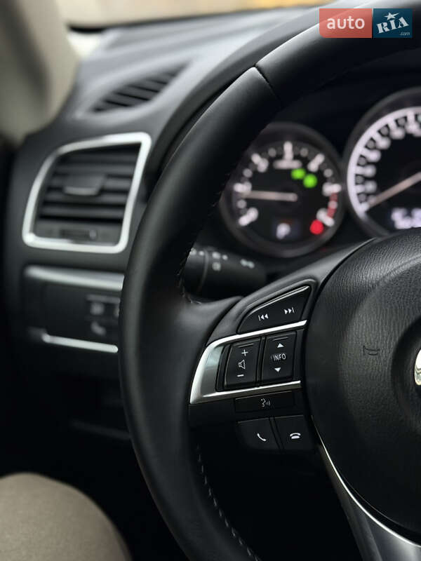 Позашляховик / Кросовер Mazda CX-5 2016 в Чернігові