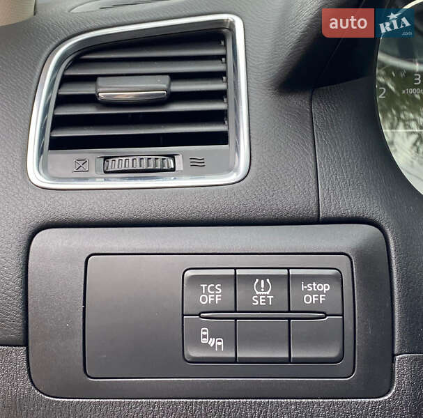 Позашляховик / Кросовер Mazda CX-5 2016 в Рівному фото 13 Позашляховик / Кросовер Mazda CX-5 2016 в Рівному