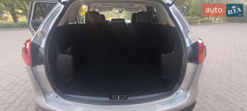 Внедорожник / Кроссовер Mazda CX-5 2016 в Миргороде