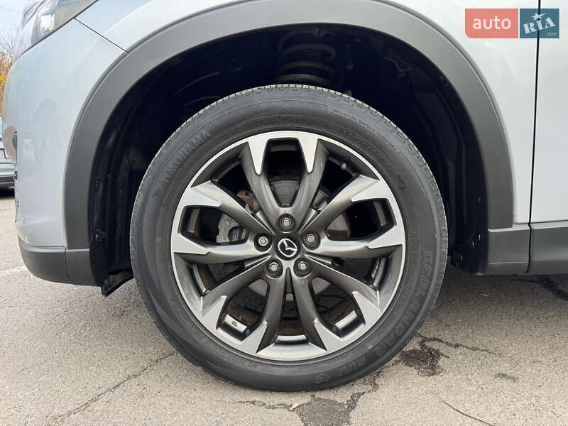 Внедорожник / Кроссовер Mazda CX-5 2016 в Дубно
