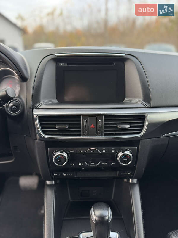 Внедорожник / Кроссовер Mazda CX-5 2016 в Дубно