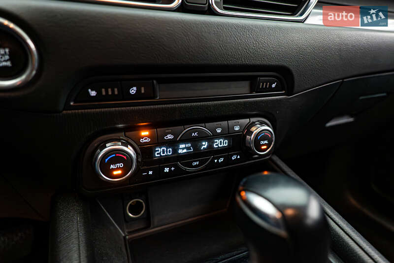 Внедорожник / Кроссовер Mazda CX-5 2017 в Киеве