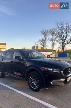 Позашляховик / Кросовер Mazda CX-5 2017 в Умані