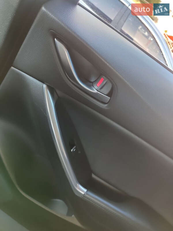 Позашляховик / Кросовер Mazda CX-5 2015 в Ізюмі