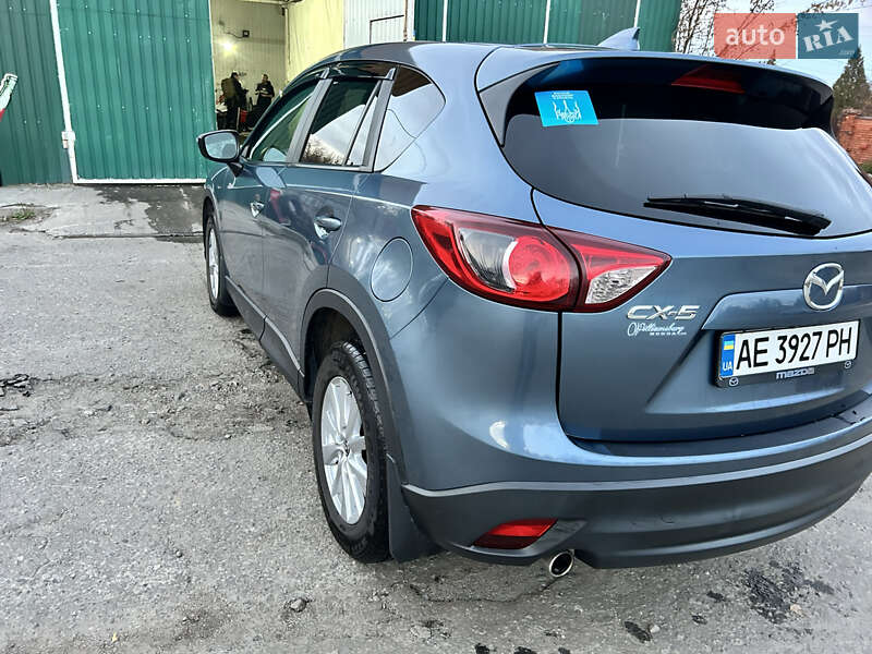Внедорожник / Кроссовер Mazda CX-5 2016 в Днепре фото 3 Внедорожник / Кроссовер Mazda CX-5 2016 в Днепре
