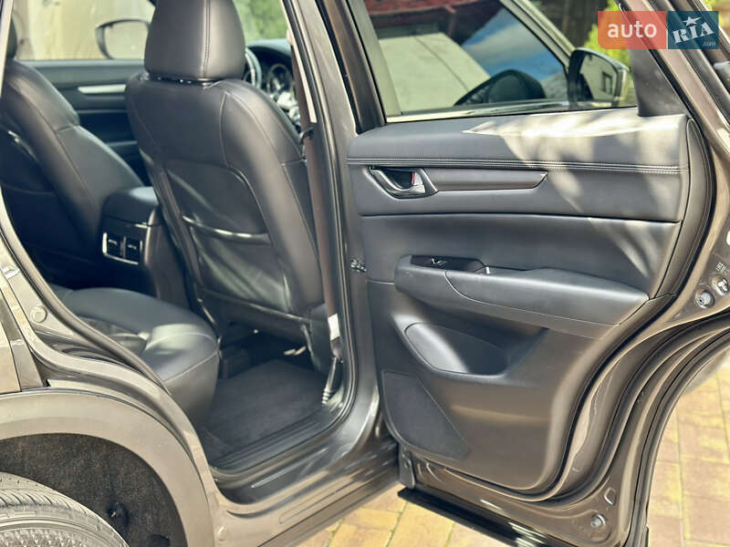 Внедорожник / Кроссовер Mazda CX-5 2017 в Виннице