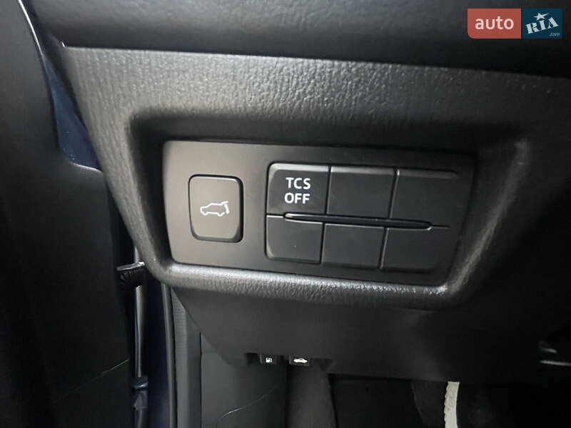 Внедорожник / Кроссовер Mazda CX-5 2017 в Киеве фото 15 Внедорожник / Кроссовер Mazda CX-5 2017 в Киеве