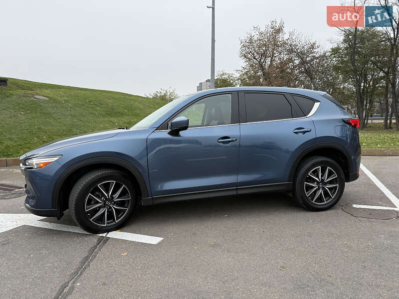 Внедорожник / Кроссовер Mazda CX-5 2017 в Киеве
