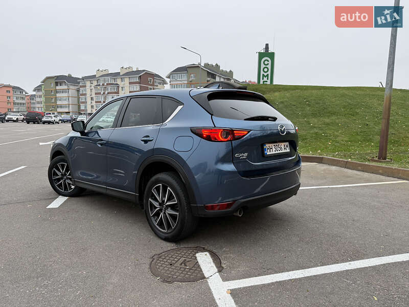 Внедорожник / Кроссовер Mazda CX-5 2017 в Киеве