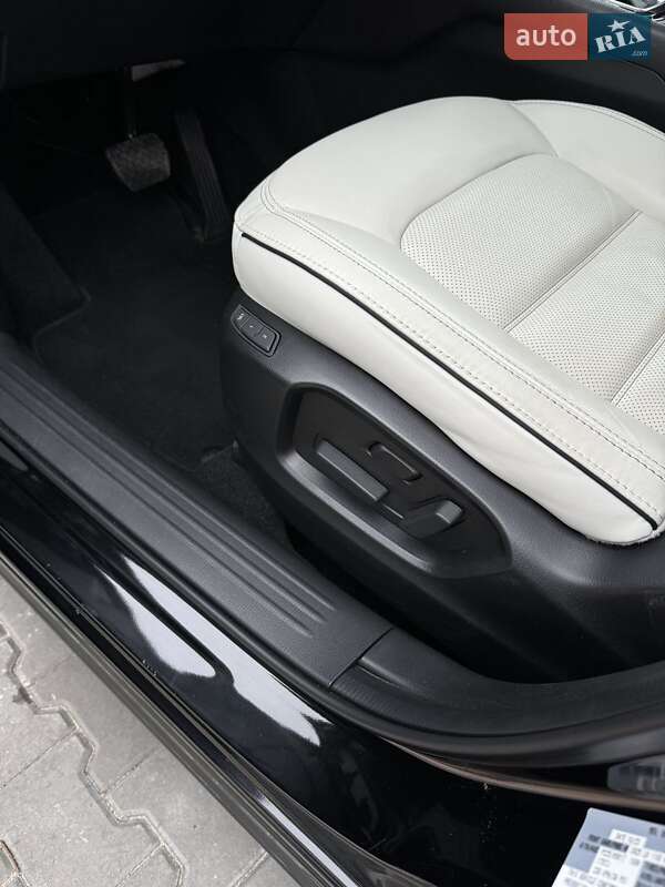 Внедорожник / Кроссовер Mazda CX-5 2024 в Днепре