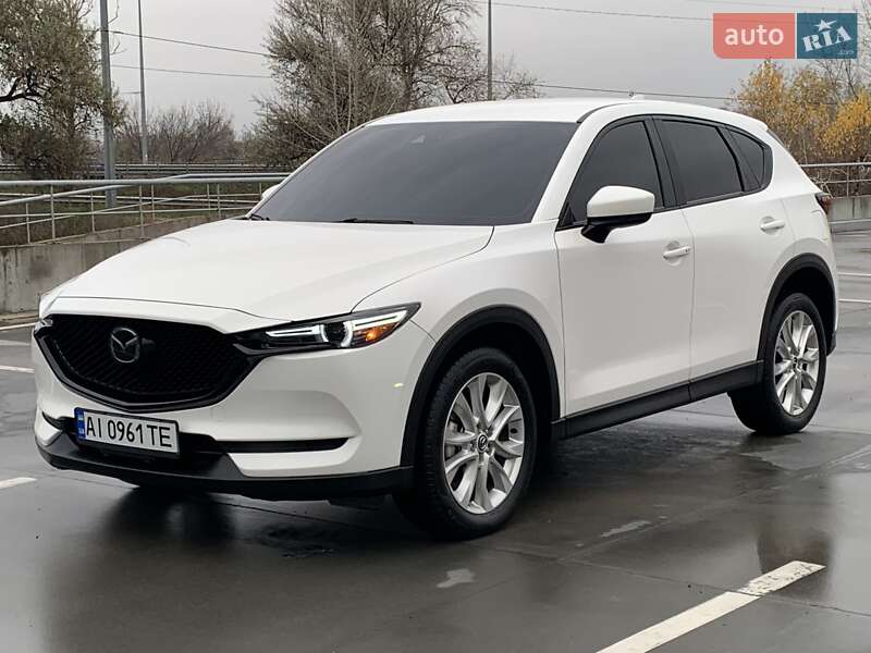Внедорожник / Кроссовер Mazda CX-5 2017 в Киеве