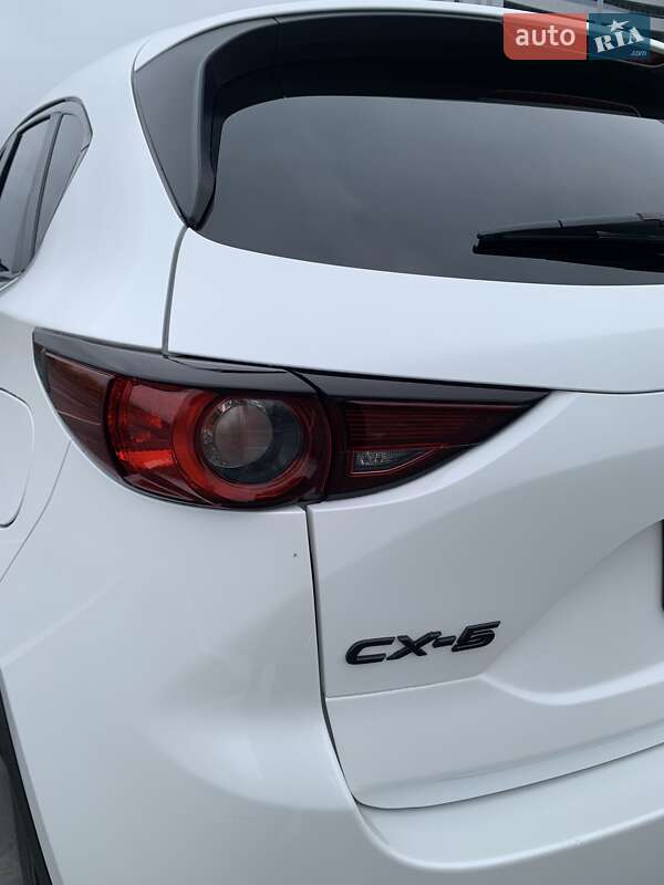 Внедорожник / Кроссовер Mazda CX-5 2017 в Киеве