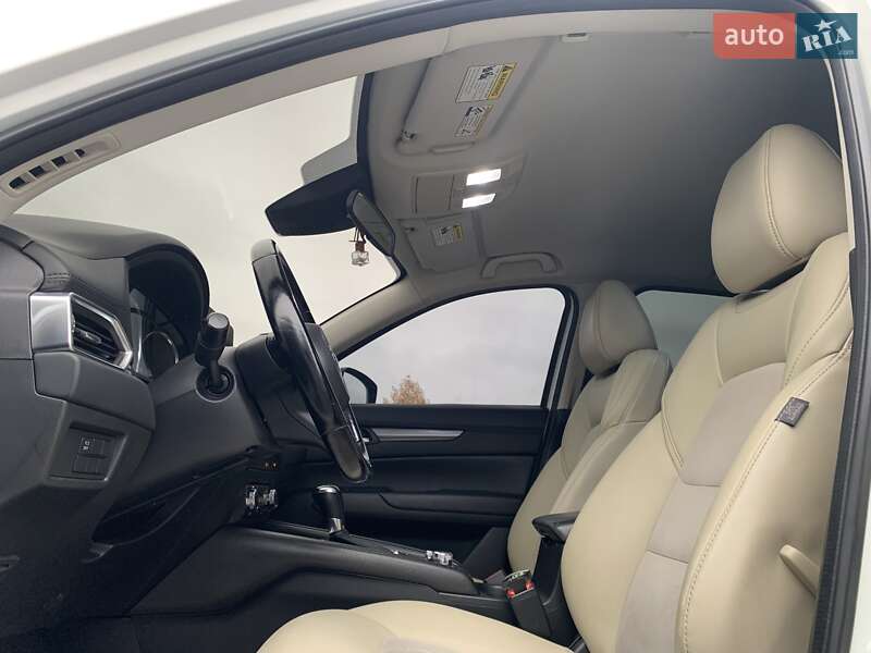 Внедорожник / Кроссовер Mazda CX-5 2017 в Киеве