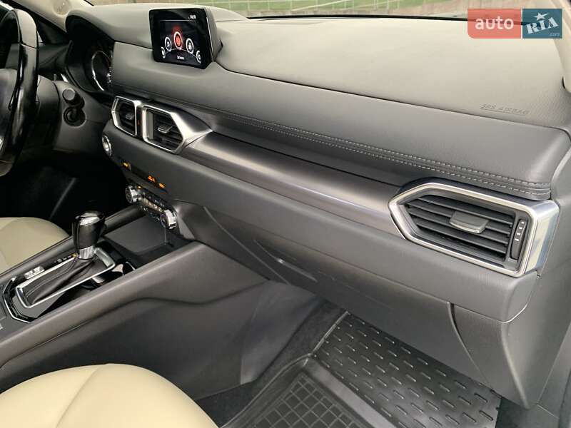 Внедорожник / Кроссовер Mazda CX-5 2017 в Киеве