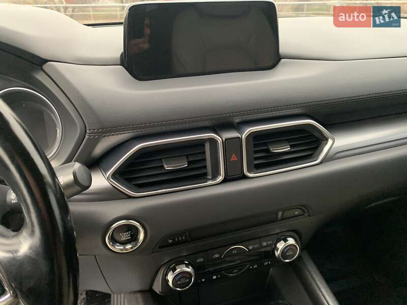 Внедорожник / Кроссовер Mazda CX-5 2017 в Киеве