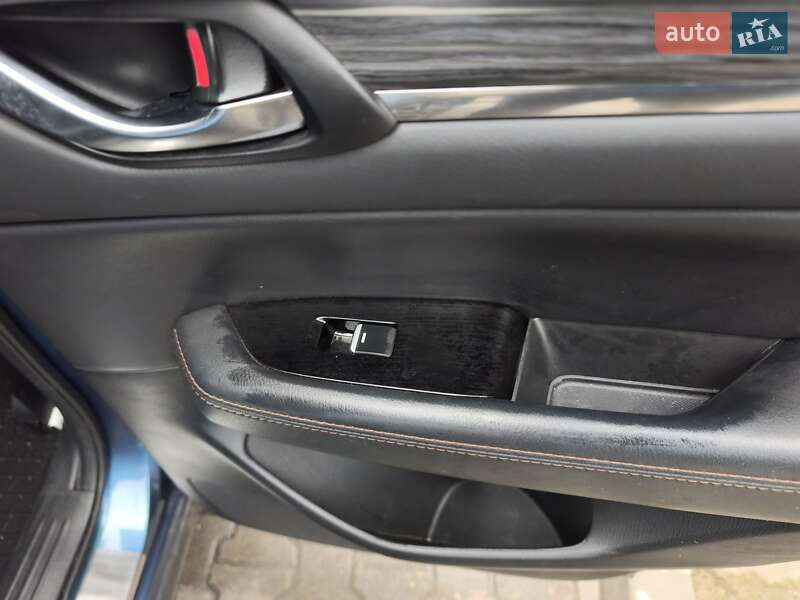 Позашляховик / Кросовер Mazda CX-5 2018 в Києві