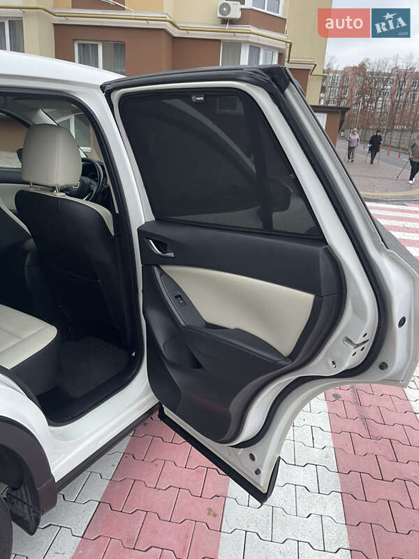 Внедорожник / Кроссовер Mazda CX-5 2015 в Софиевской Борщаговке