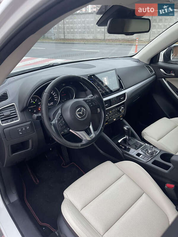 Внедорожник / Кроссовер Mazda CX-5 2015 в Софиевской Борщаговке