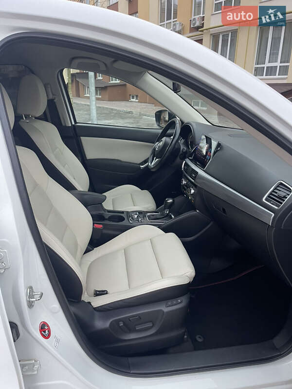 Внедорожник / Кроссовер Mazda CX-5 2015 в Софиевской Борщаговке