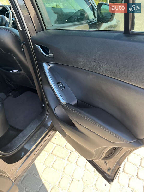 Внедорожник / Кроссовер Mazda CX-5 2016 в Львове фото 11 Внедорожник / Кроссовер Mazda CX-5 2016 в Львове
